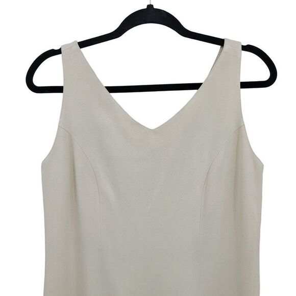 90's Tommy Bahama Mini Sheath Dress 8 Beige 100% Silk Capsule Sleeveless V-neck - Picture 6 of 9